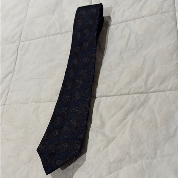 Classic Blue Silk Necktie - Picture 1 of 3